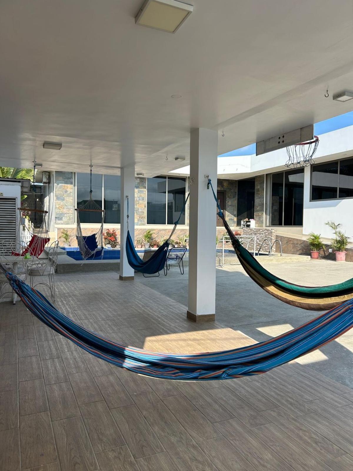 Casa Con Piscina Privada Hotel Манта Екстериор снимка